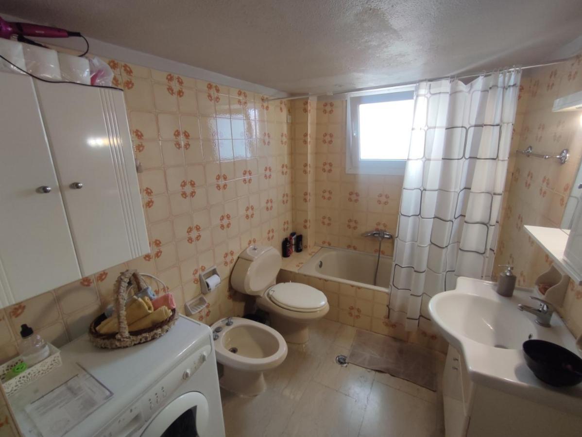 2 Br110 Sqm Free Parking Full Clima Patras Exterior foto